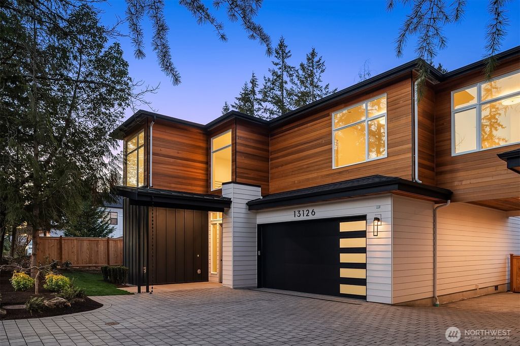 Photo of 13126 NE 95th Street, Kirkland, WA 98033 (MLS # 2334762)