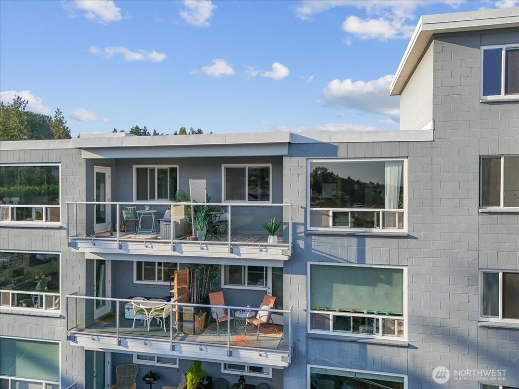 Photo of 720 Lakeside Avenue S #406, Seattle, WA 98144 (MLS # 2447778)