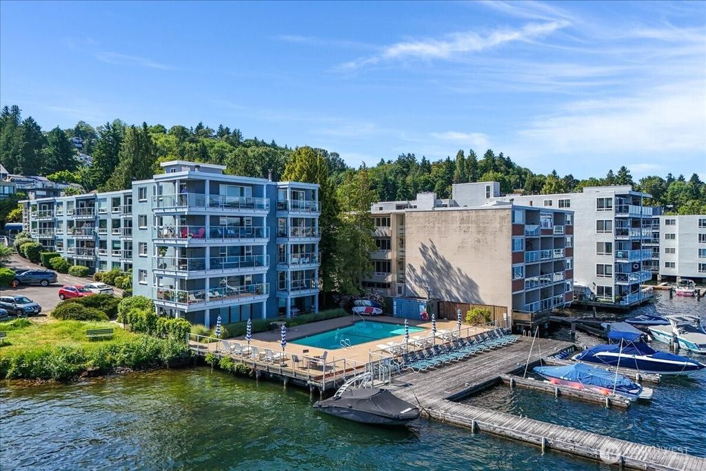 Photo of 720 Lakeside Avenue S #406, Seattle, WA 98144 (MLS # 2447778)