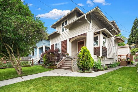 Photo of 1513 27th Avenue, Seattle, WA 98122 (MLS # 2522076)