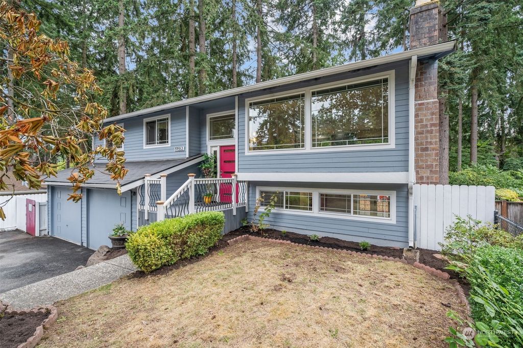 Photo of 19553 7th Avenue NE, Shoreline, WA 98155 (MLS # 2148764)