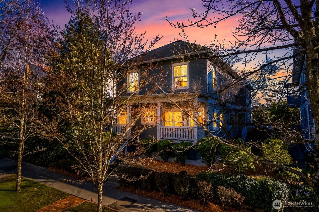 Photo of 2315 E Spring Street, Seattle, WA 98122 (MLS # 2514700)