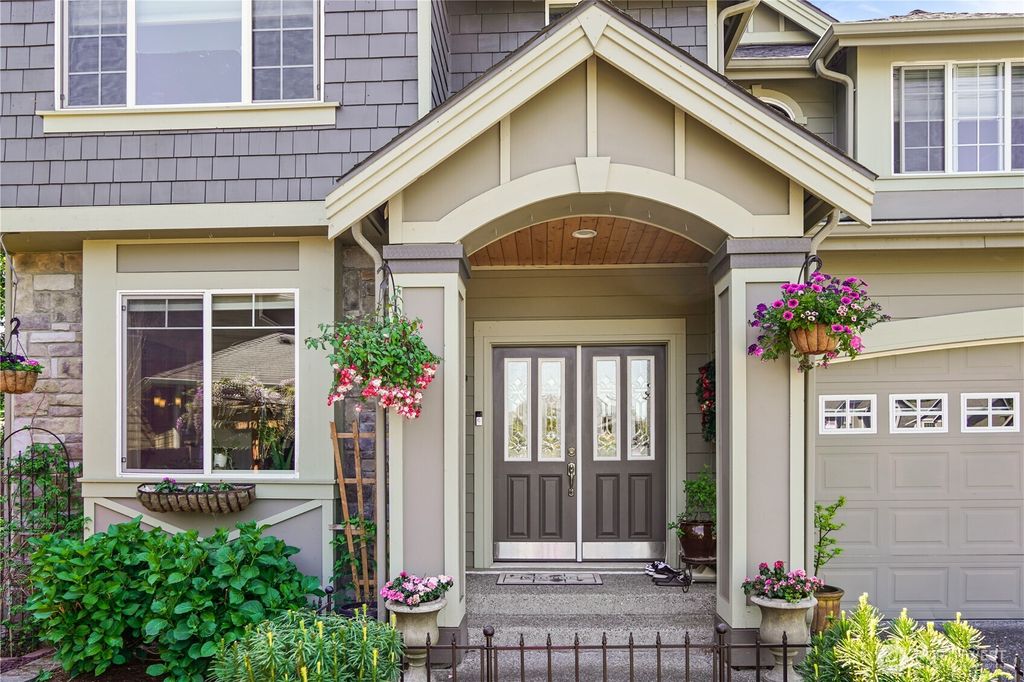 Photo of 19706 9th Place W, Lynnwood, WA 98036 (MLS # 2358548)