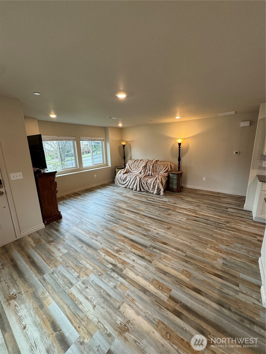 3572 Hoffman Hill Boulevard