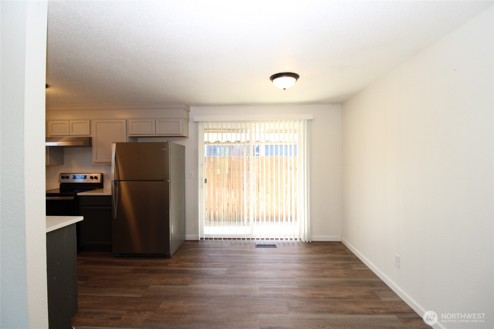 322 7th Street SW 1-4