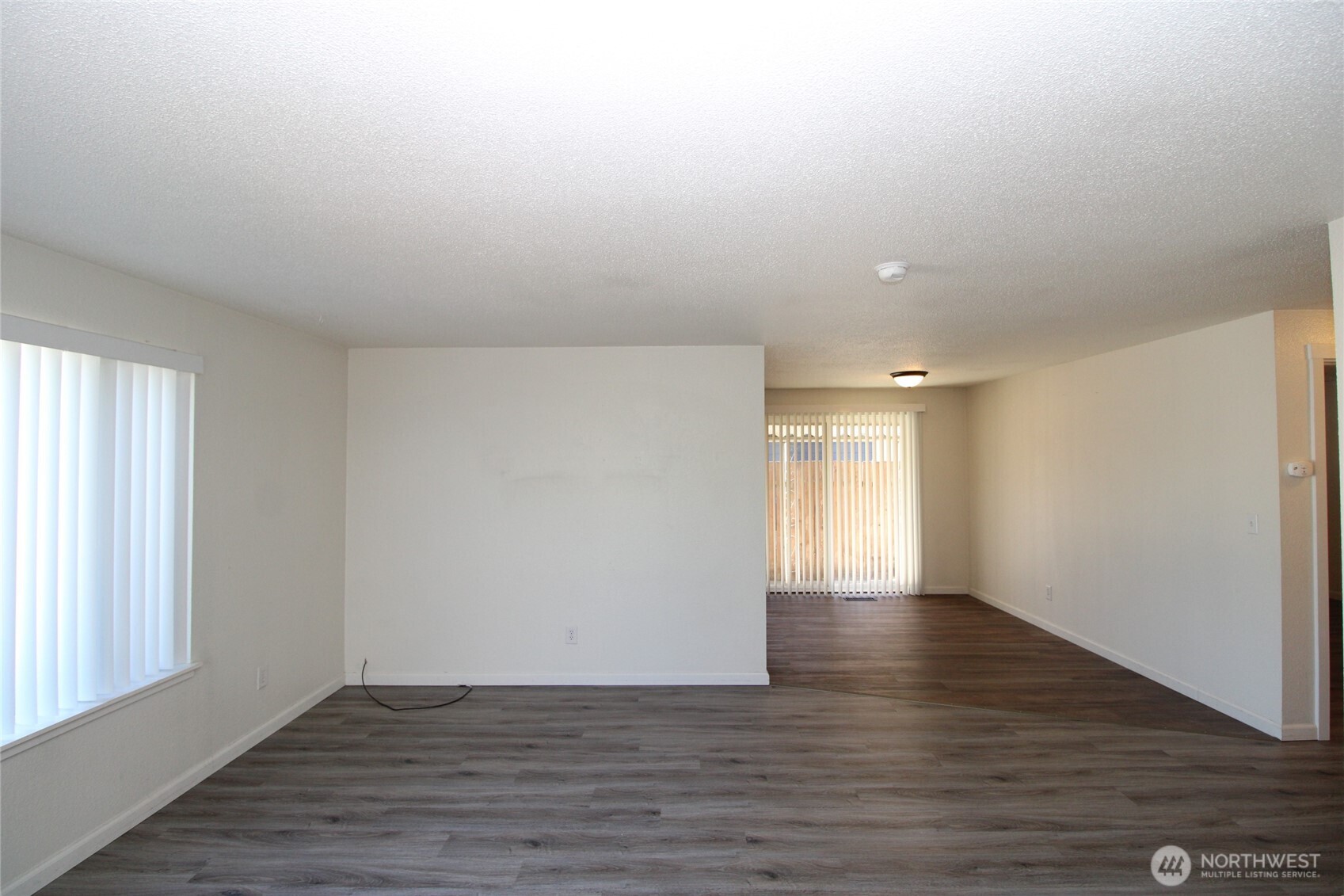 322 7th Street SW 1-4