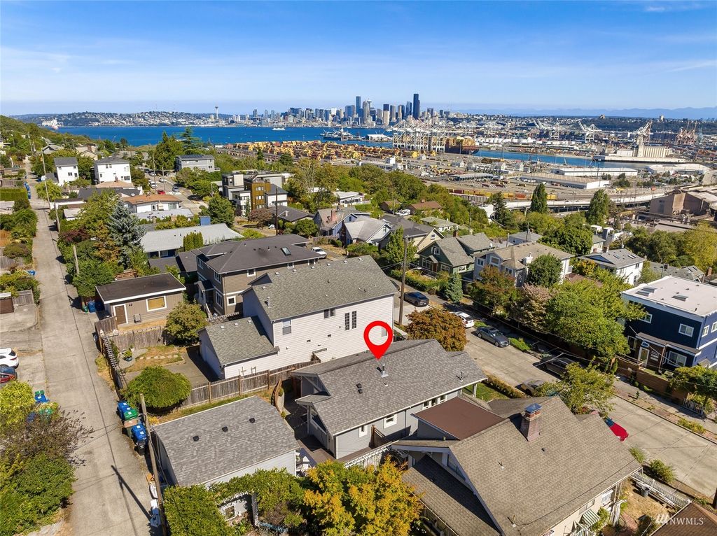 Photo of 3837 34th Avenue SW, Seattle, WA 98126 (MLS # 1984218)