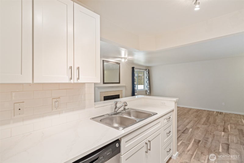 15415 35th Avenue W F105