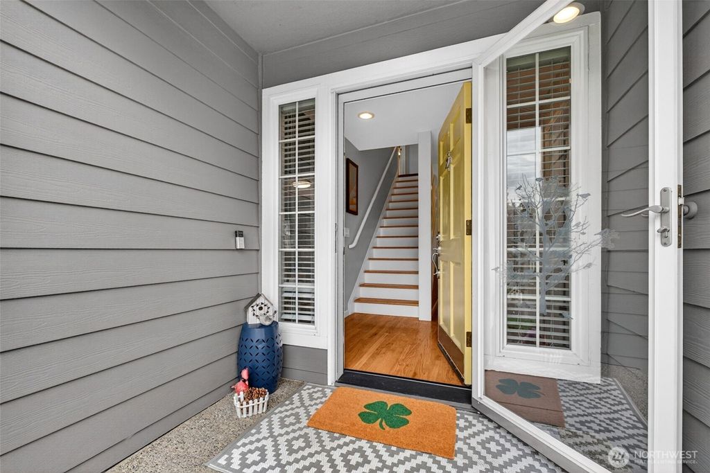 Photo of 37114 22nd Avenue S, Federal Way, WA 98003 (MLS # 2510517)