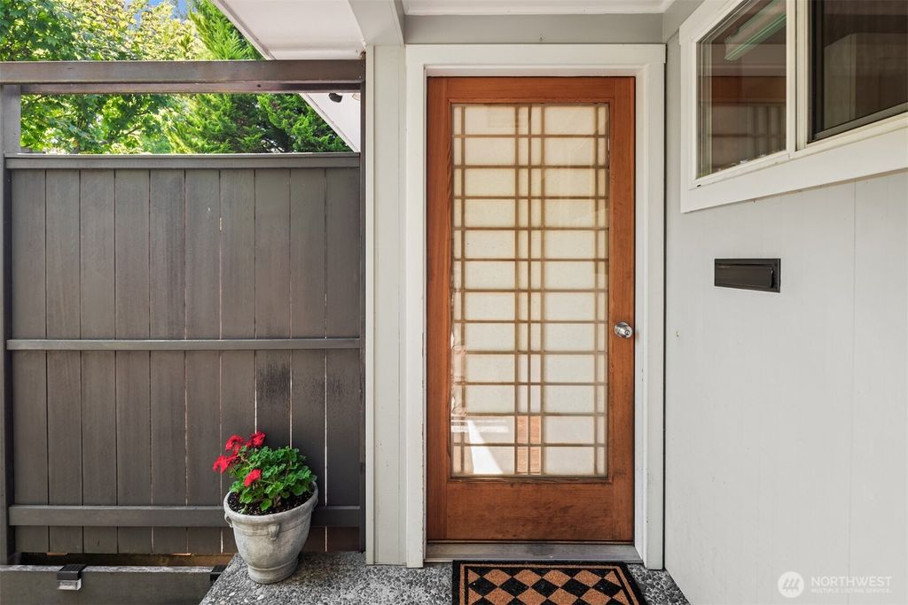 Photo of 6420 NE 60th Street, Seattle, WA 98115 (MLS # 2417518)