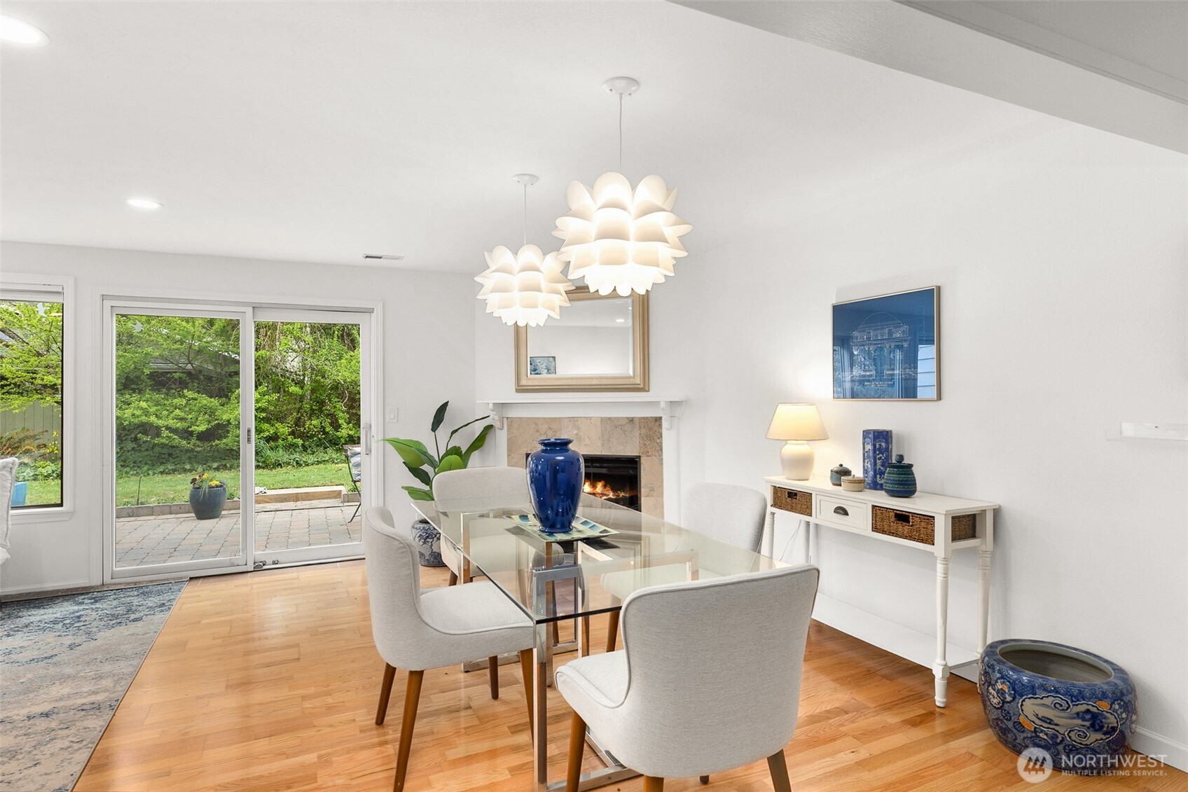 929 Blue Heron Avenue NE 3