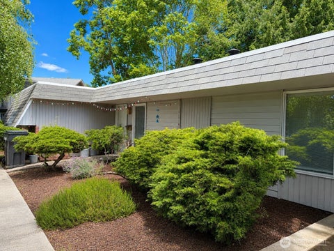 Photo of 2510 Fir Avenue, Bremerton, WA 98310 (MLS # 2588786)