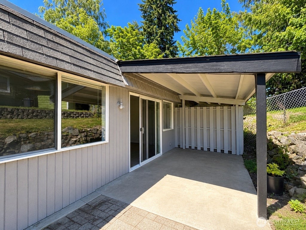 Photo of 2510 Fir Avenue, Bremerton, WA 98310 (MLS # 2588786)