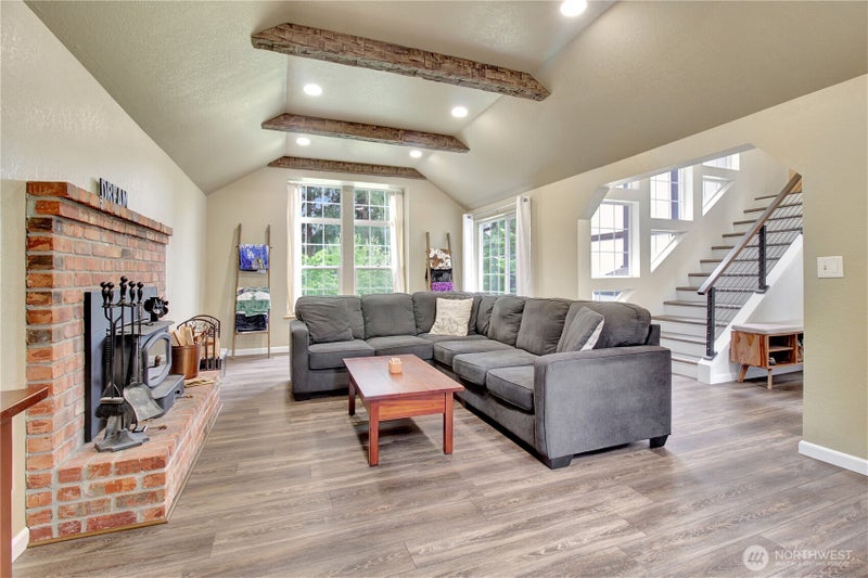 25431 Mountain Drive