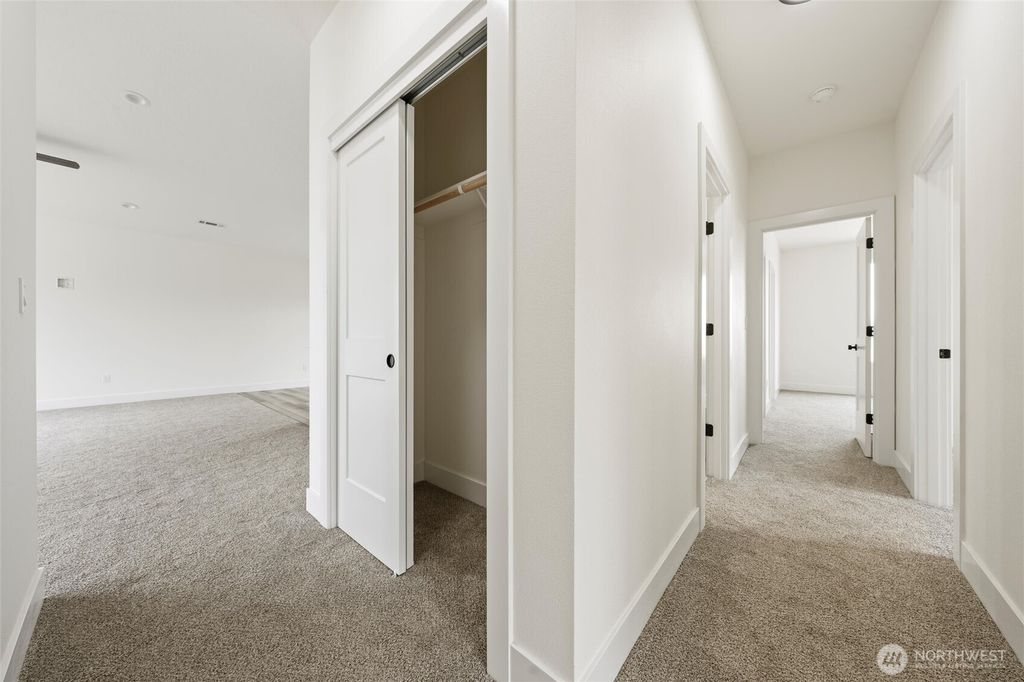 Photo of 701 O Street NE, Quincy, WA 98848 (MLS # 2523093)