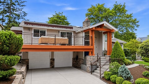Photo of 13103 SE 47th St ST, Bellevue, WA 98006 (MLS # 2545416)