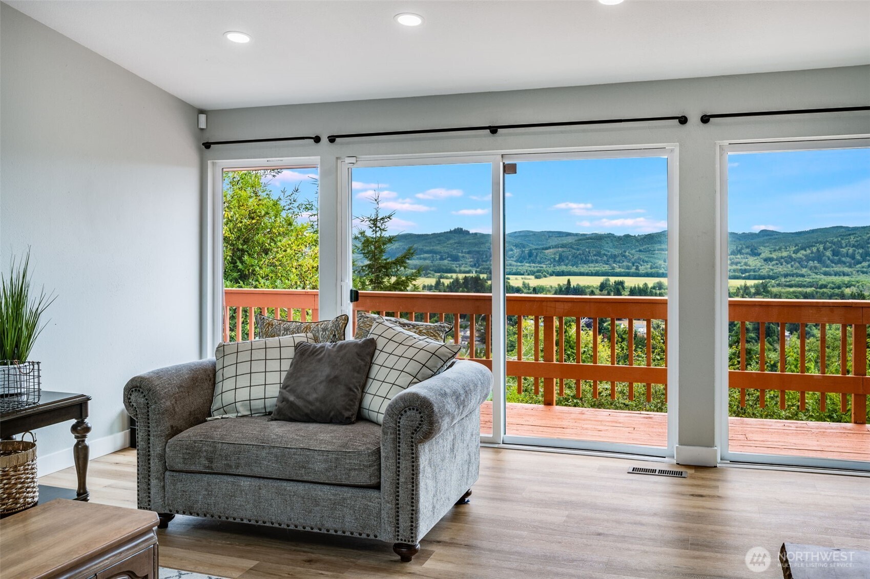 312 E Wilder Hill Lane