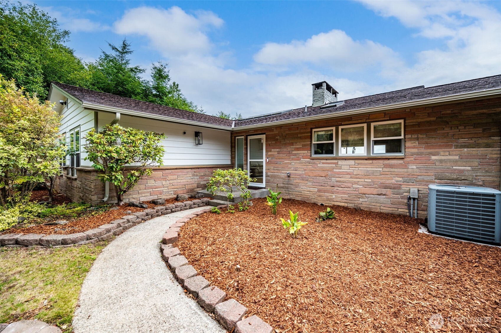 312 E Wilder Hill Lane