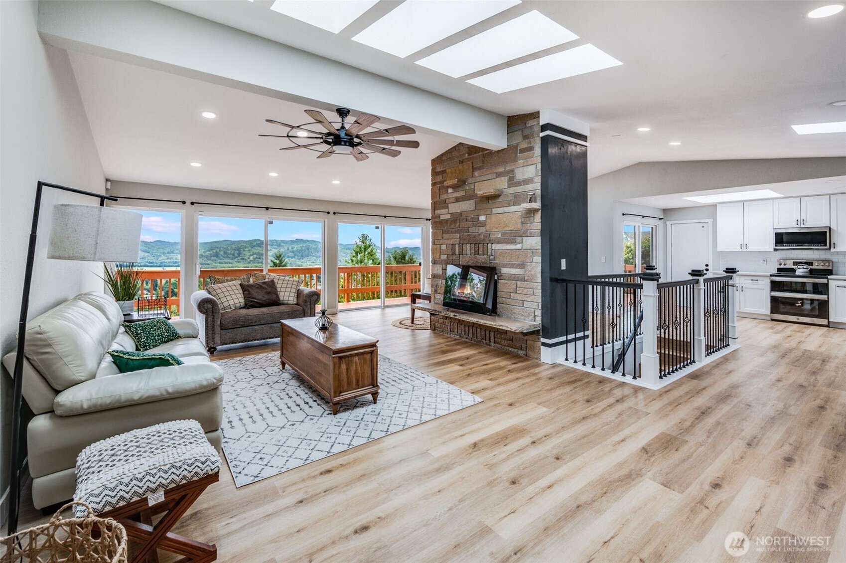 312 E Wilder Hill Lane