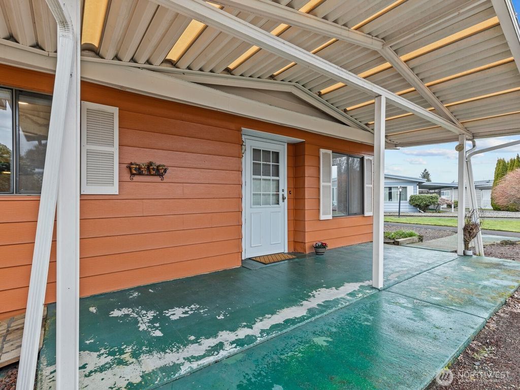 Photo of 1402 22nd Street NE #59, Auburn, WA 98002 (MLS # 2489758)