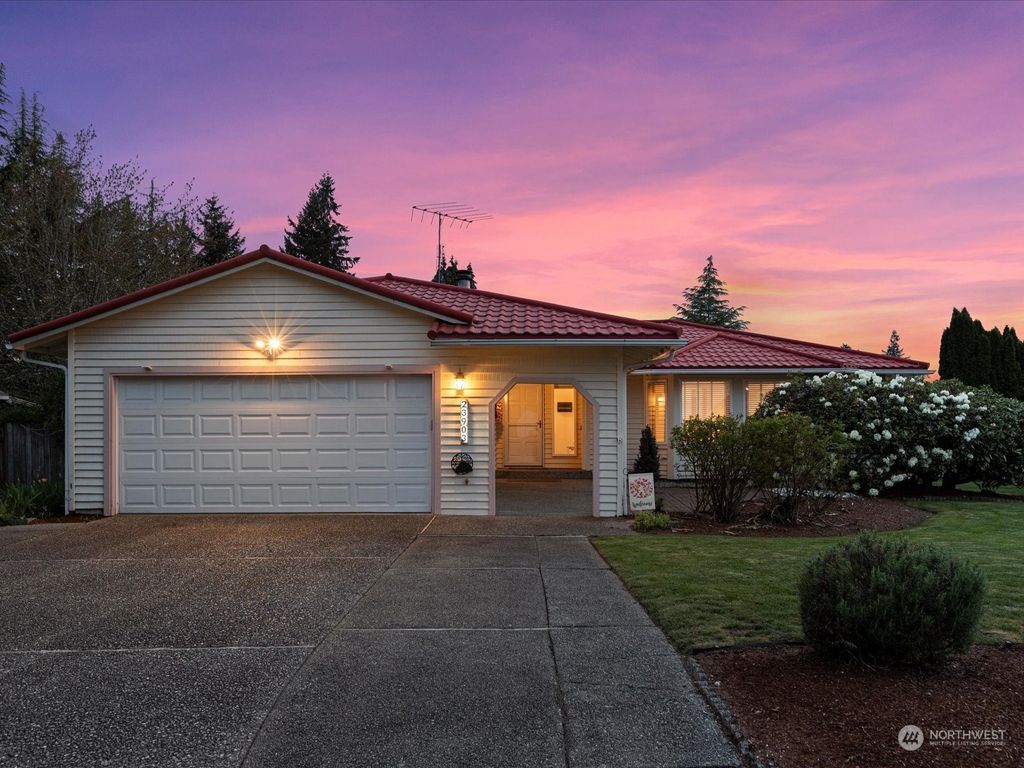 Photo of 23903 137th Avenue SE, Kent, WA 98042 (MLS # 2065993)