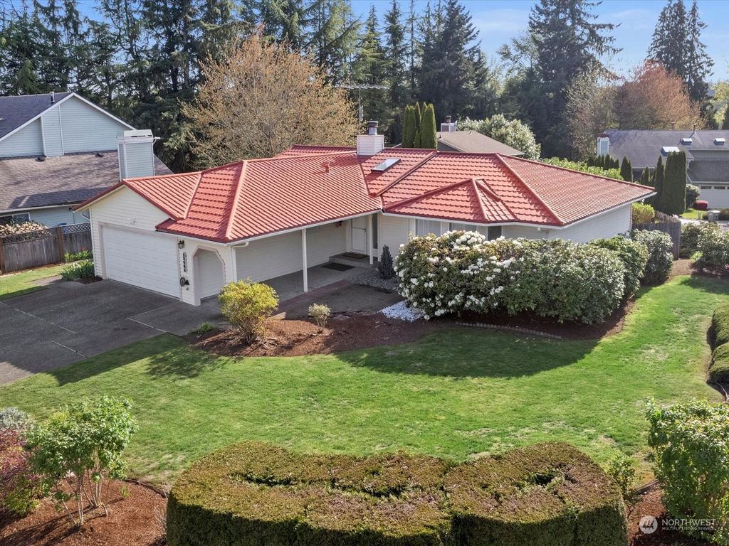 Photo of 23903 137th Avenue SE, Kent, WA 98042 (MLS # 2065993)