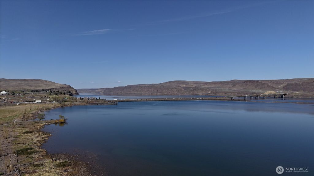 Photo of 531 Bridgeview Drive, Vantage, WA 98950 (MLS # 2471388)