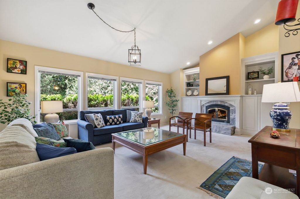 Photo of 14521 255th Avenue SE, Issaquah, WA 98027 (MLS # 2210782)