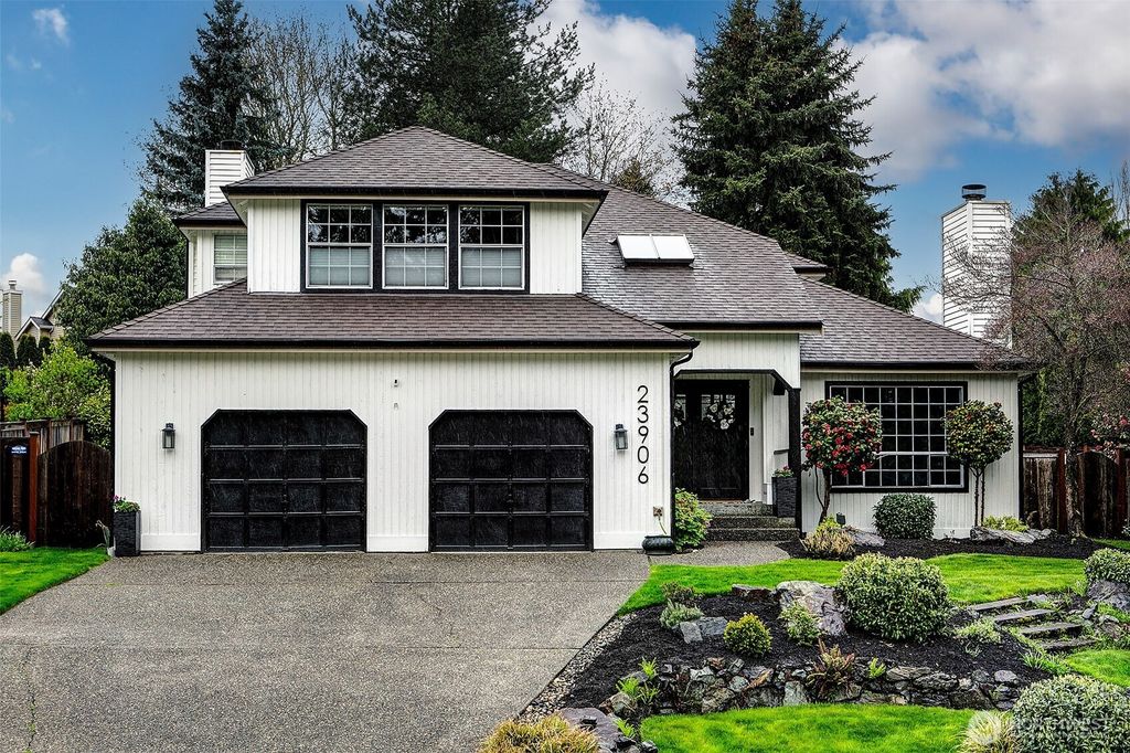 Photo of 23906 25th Drive SE, Bothell, WA 98021 (MLS # 2352877)