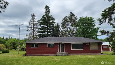 Photo of 1296 US HWY 12, Chehalis, WA 98532 (MLS # 2528415)