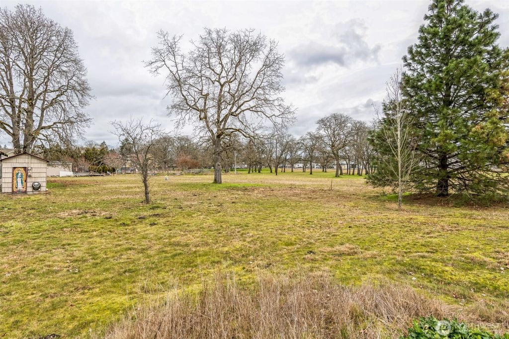 listing image 9369017715312854540