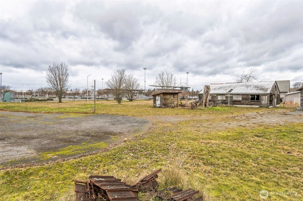 listing image 9366222713490273708