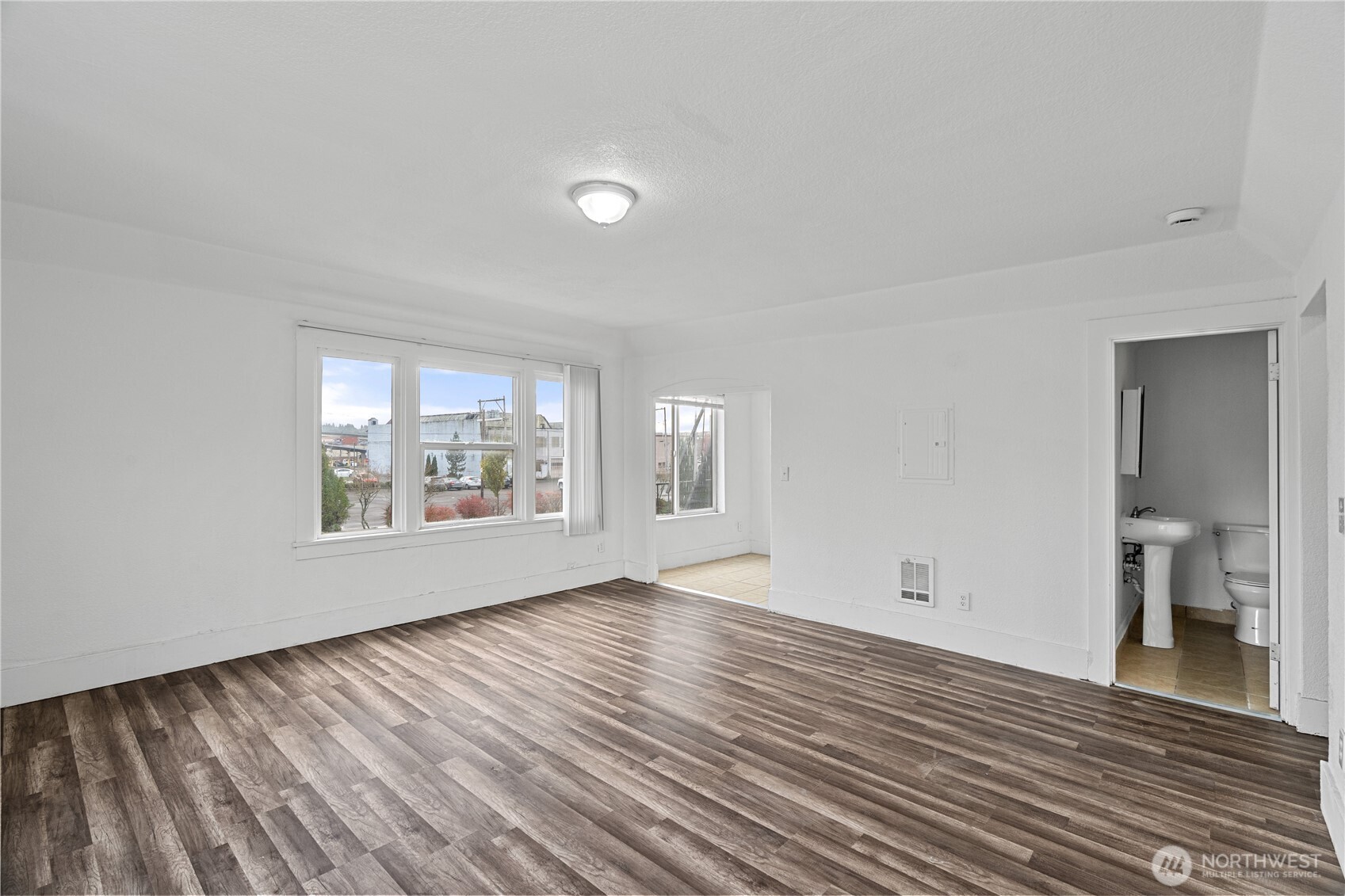 201 N F Street