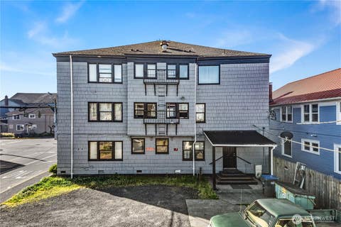 Photo of 201 N F Street, Aberdeen, WA 98520 (MLS # 2551028)