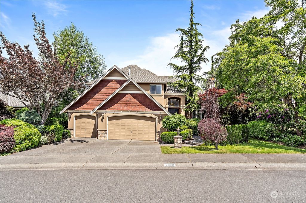 Photo of 20518 NE 23rd Court, Sammamish, WA 98074 (MLS # 2125407)
