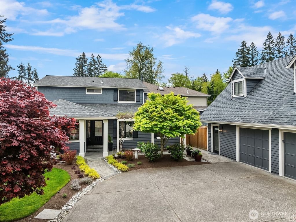 Photo of 1617 216th Avenue NE, Sammamish, WA 98074 (MLS # 2515055)