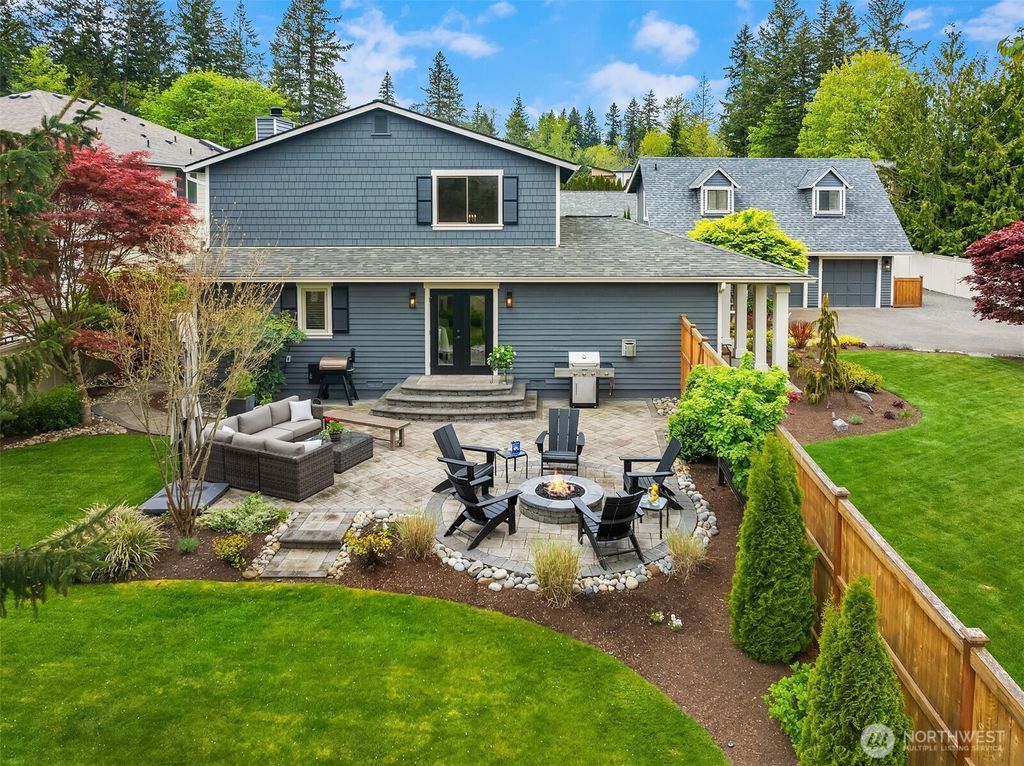 Photo of 1617 216th Avenue NE, Sammamish, WA 98074 (MLS # 2515055)
