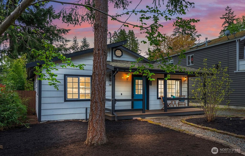 Photo of 14036 Wayne Place N, Seattle, WA 98133 (MLS # 2362309)