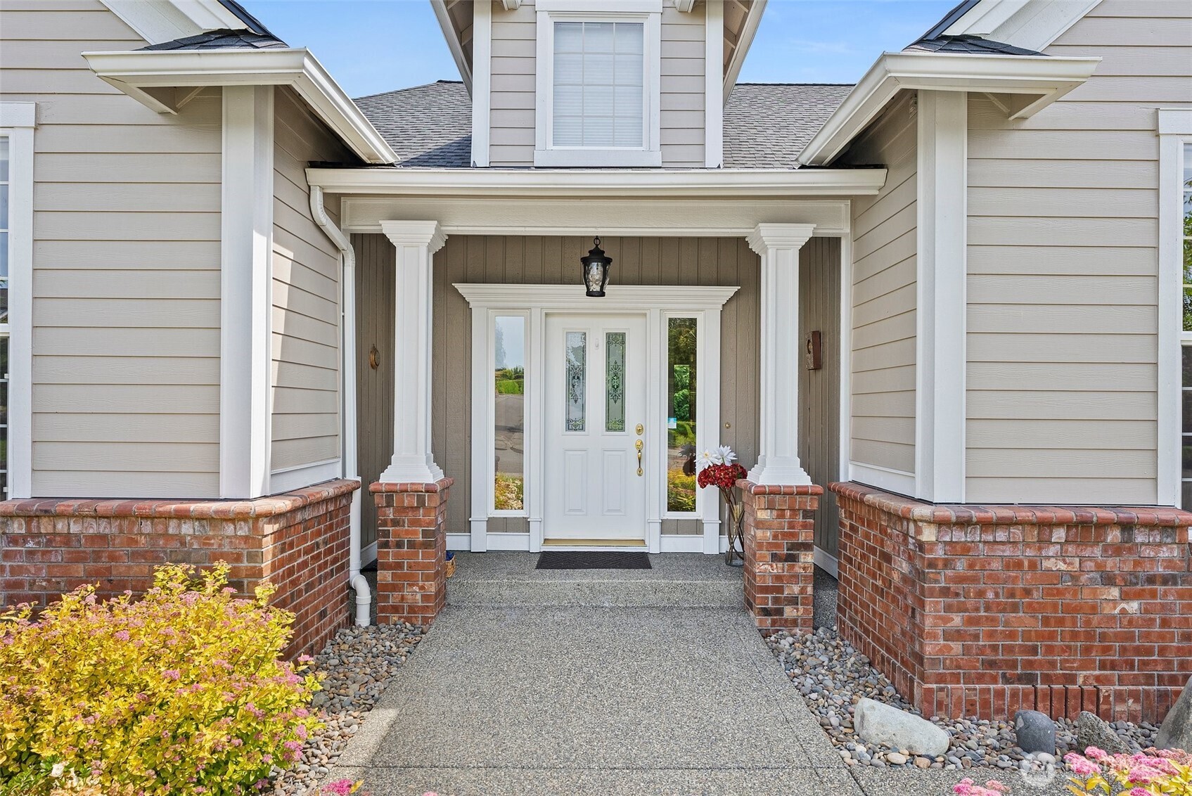2111 Huntington Loop SE