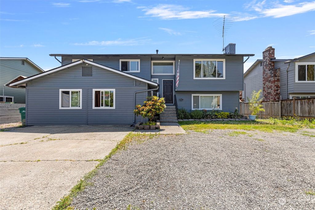 Photo of 4314 126th Place NE, Marysville, WA 98271 (MLS # 2264696)