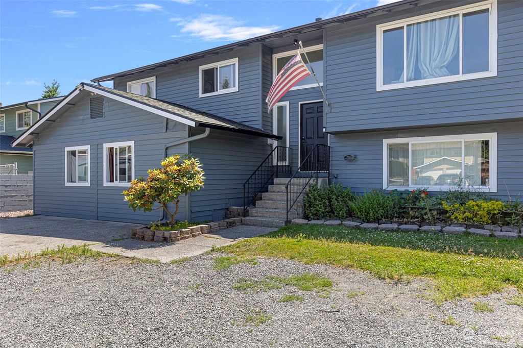 Photo of 4314 126th Place NE, Marysville, WA 98271 (MLS # 2264696)