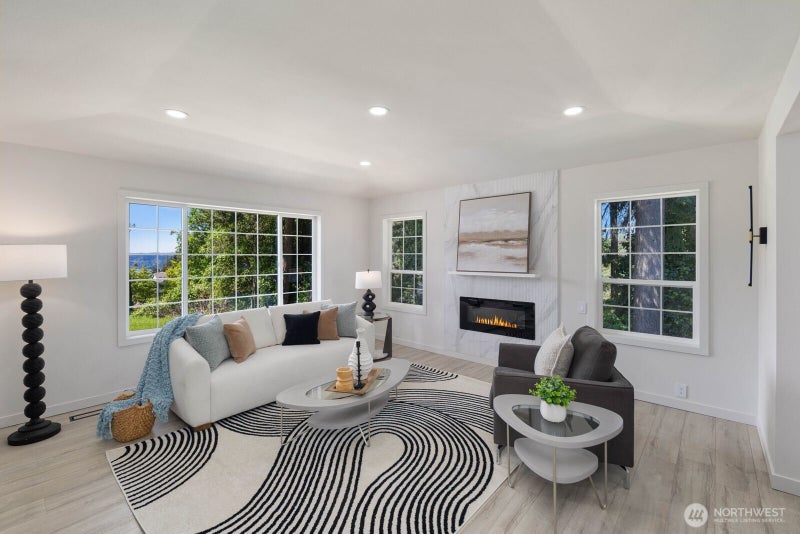 902 18th Street