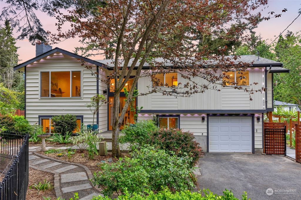 Photo of 8704 NE 133rd Place, Kirkland, WA 98034 (MLS # 2237217)