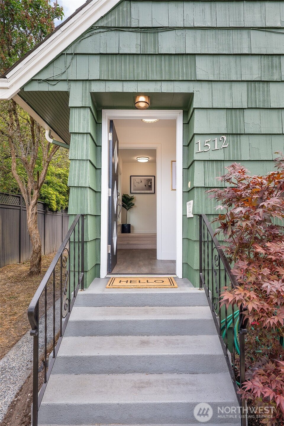 Photo of 1512 6th Avenue W, Seattle, WA 98119 (MLS # 2575249)