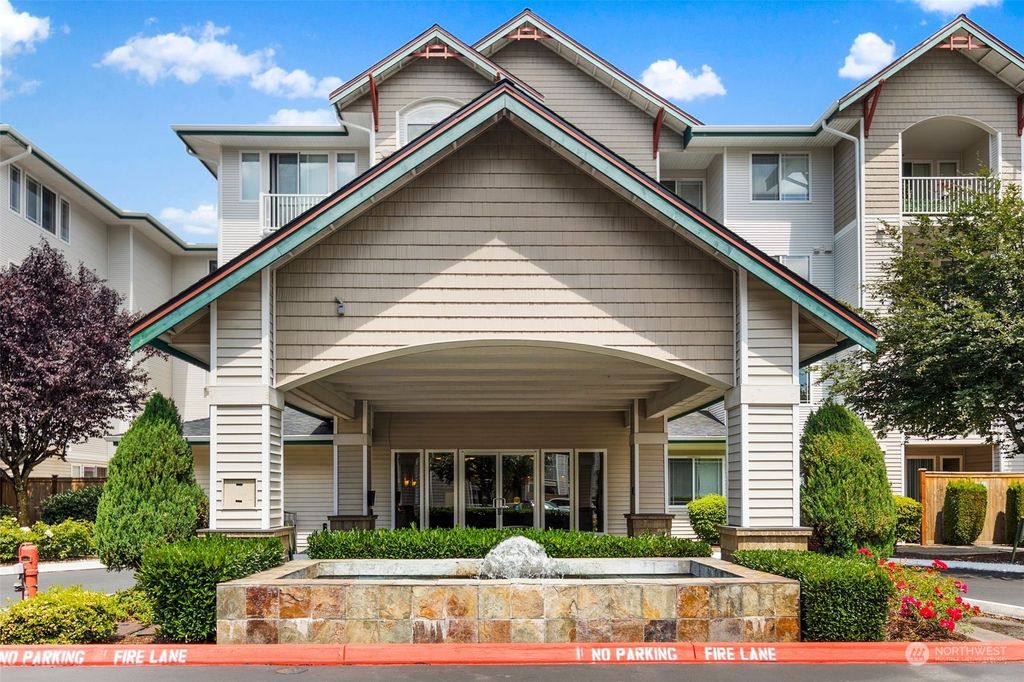Photo of 13301 SE 79th Place #C208, Newcastle, WA 98059 (MLS # 2137989)