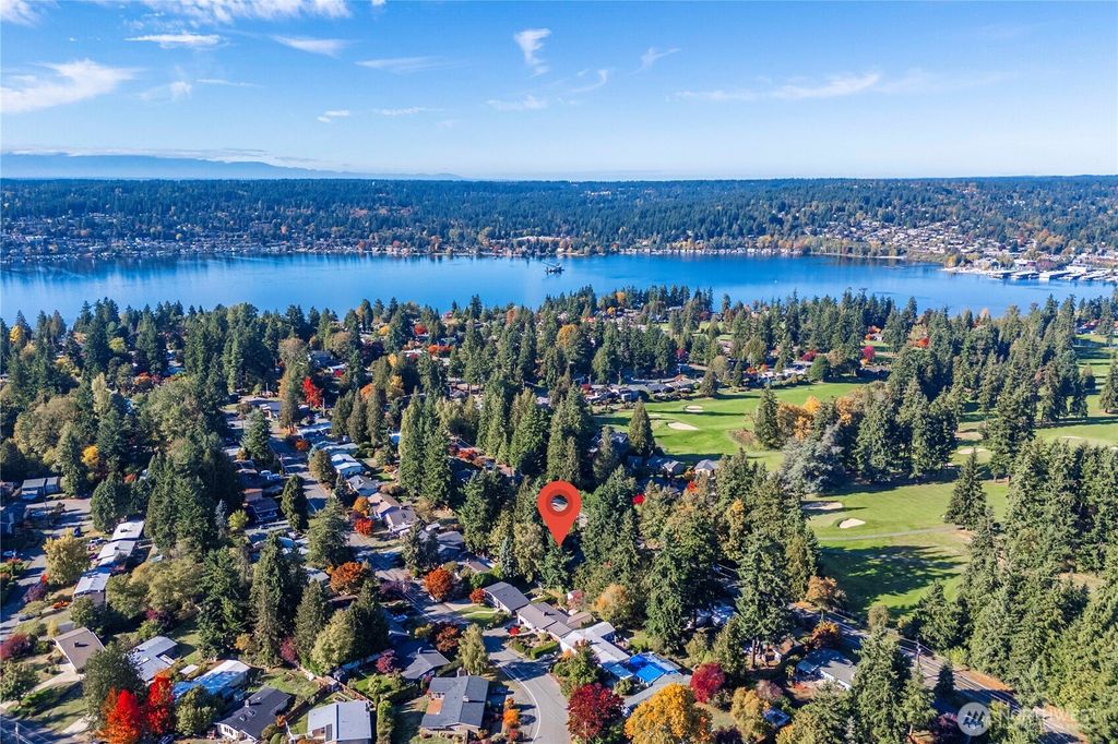 Photo of 6529 Arrowhead Drive NE, Kenmore, WA 98028 (MLS # 2446215)