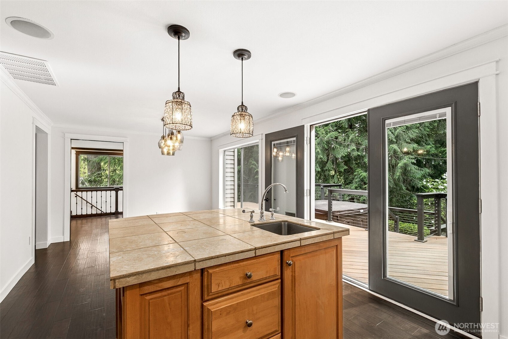 3040 273rd Avenue NE