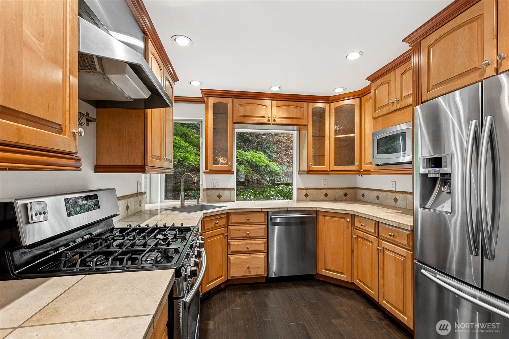 3040 273rd Avenue NE