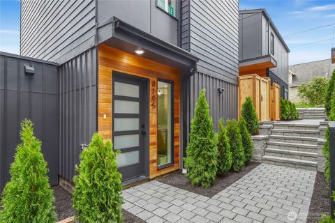 Photo of 8105 B 18th Avenue SW, Seattle, WA 98106 (MLS # 2447193) Photo of 8105 B 18th Avenue SW, Seattle, WA 98106 (MLS # 2447193)
