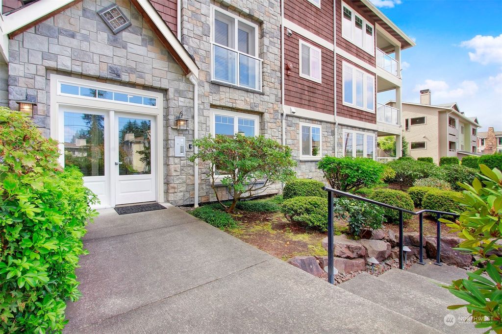 Photo of 658 Glen Street #101, Edmonds, WA 98020 (MLS # 2173841)